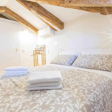 Ca Grimani Double Apartment: Private Terrace And Stunning View Apartament Wenecja
