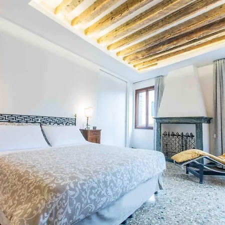 Ca Grimani Double Apartment: Private Terrace And Stunning View