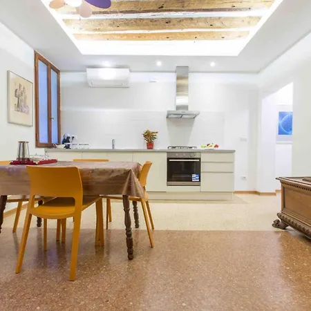 Ca Grimani Double Apartment: Private Terrace And Stunning View