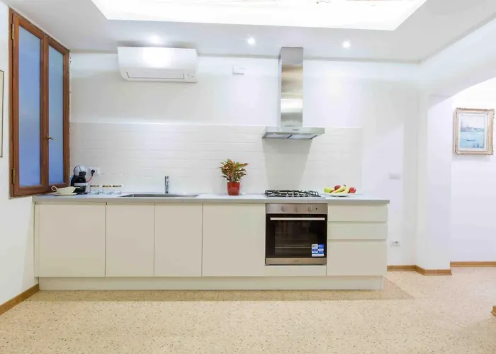 Ca Grimani Double Apartment: Private Terrace And Stunning View Apartament