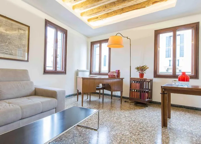 Ca Grimani Double Apartment: Private Terrace And Stunning View Apartament